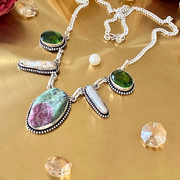 Rough Ruby Zoisite, Biwa Pearl And Peridot Necklace - Picture 5 of 10